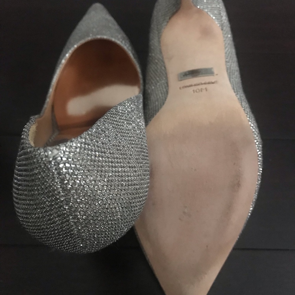 BADGLEY MISCHKA Glitter Pumps In Champagne Silver - Picture 10 of 13